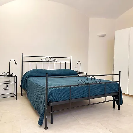 La Campanella - De Vivo Realty * Termini