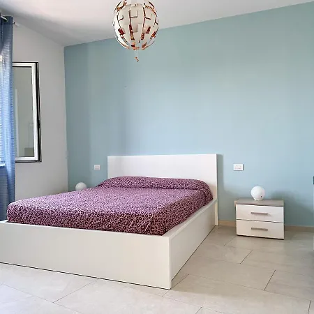 De Vivo Realty - La Campanella *