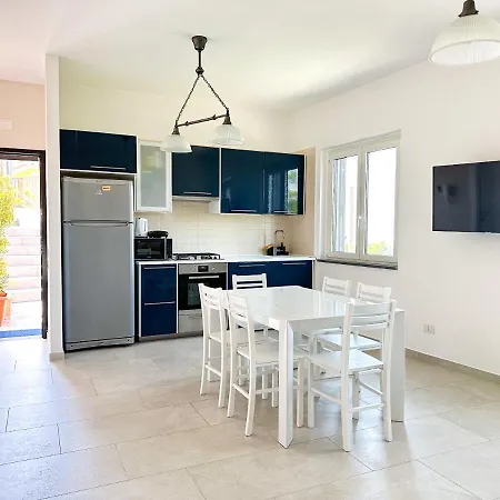 De Vivo Realty - La Campanella Termini